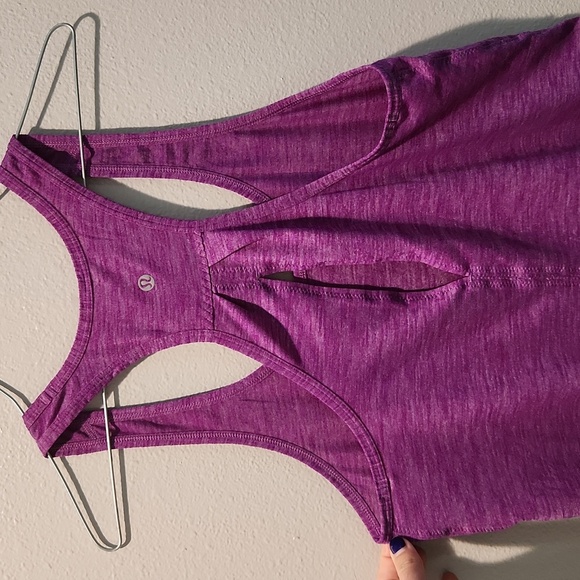 Lululemon Salute the Sun Tank s/m - Picture 2 of 8